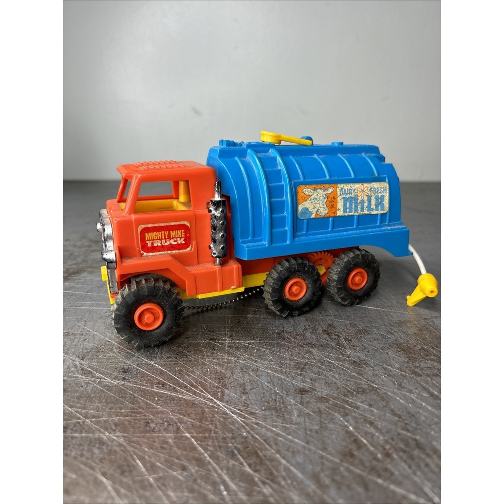 Remco Mighty Mike Truck Dairy‎ Fresh Milk Hauler Motorized Orange Rare
